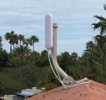 Roof Mounted Antenna